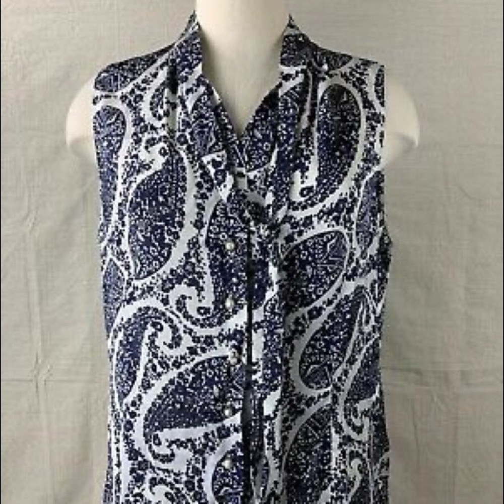 Tahari Top